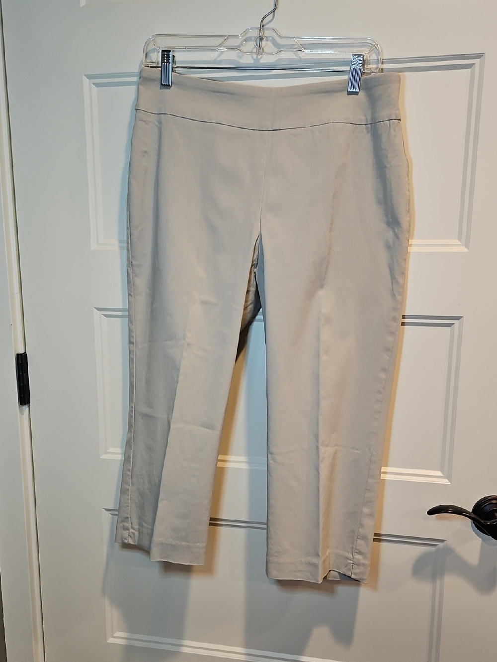 Dana Buchman Light Cream Cropped Pull-On Pants